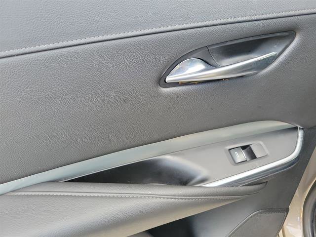 Used 2020 Cadillac XT4 Premium Luxury image 34