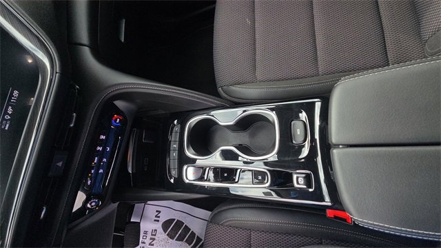 Used 2023 Buick Envision Preferred image 28