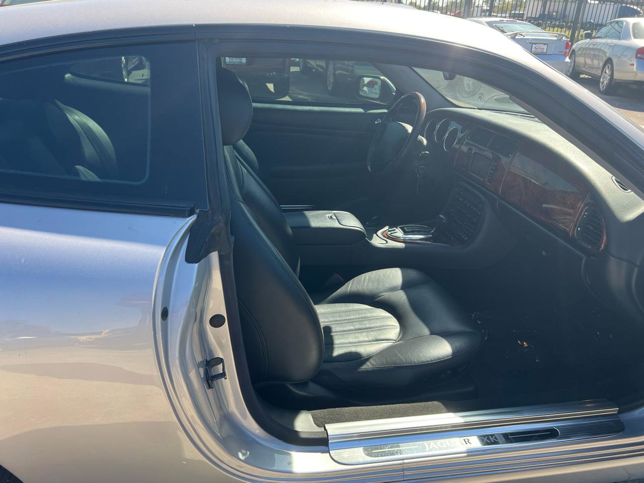 Used 2006 Jaguar XK8 Coupe RWD image 17