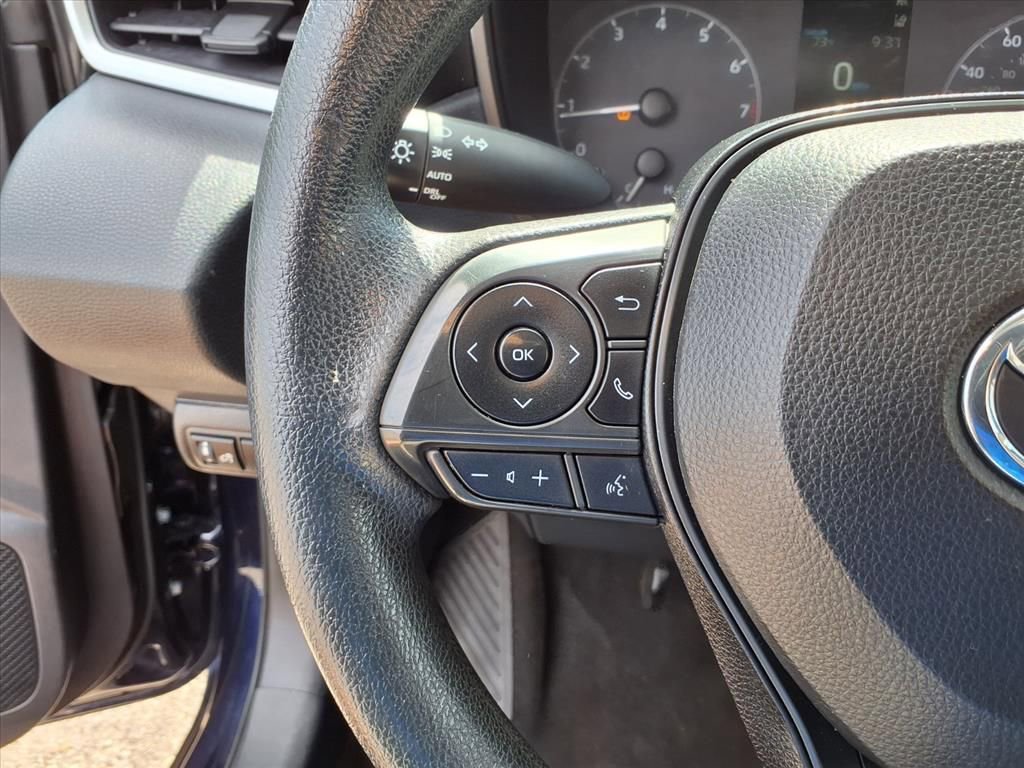 Used 2023 Toyota Corolla LE image 22