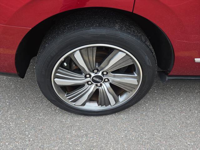 Used 2019 Lincoln Navigator Reserve image 9