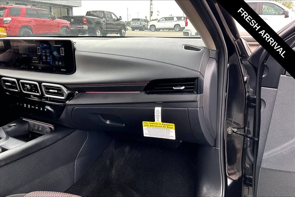 Used 2026 Nissan Sentra SR w/ Floor Mat Package FWD image 25