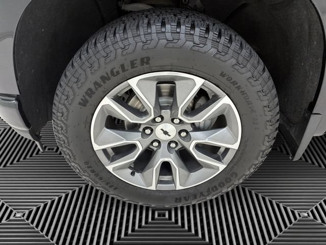 Certified 2021 Chevrolet Silverado 1500 RST w/ Z71 Off-Road Package AWD/4WD image 9