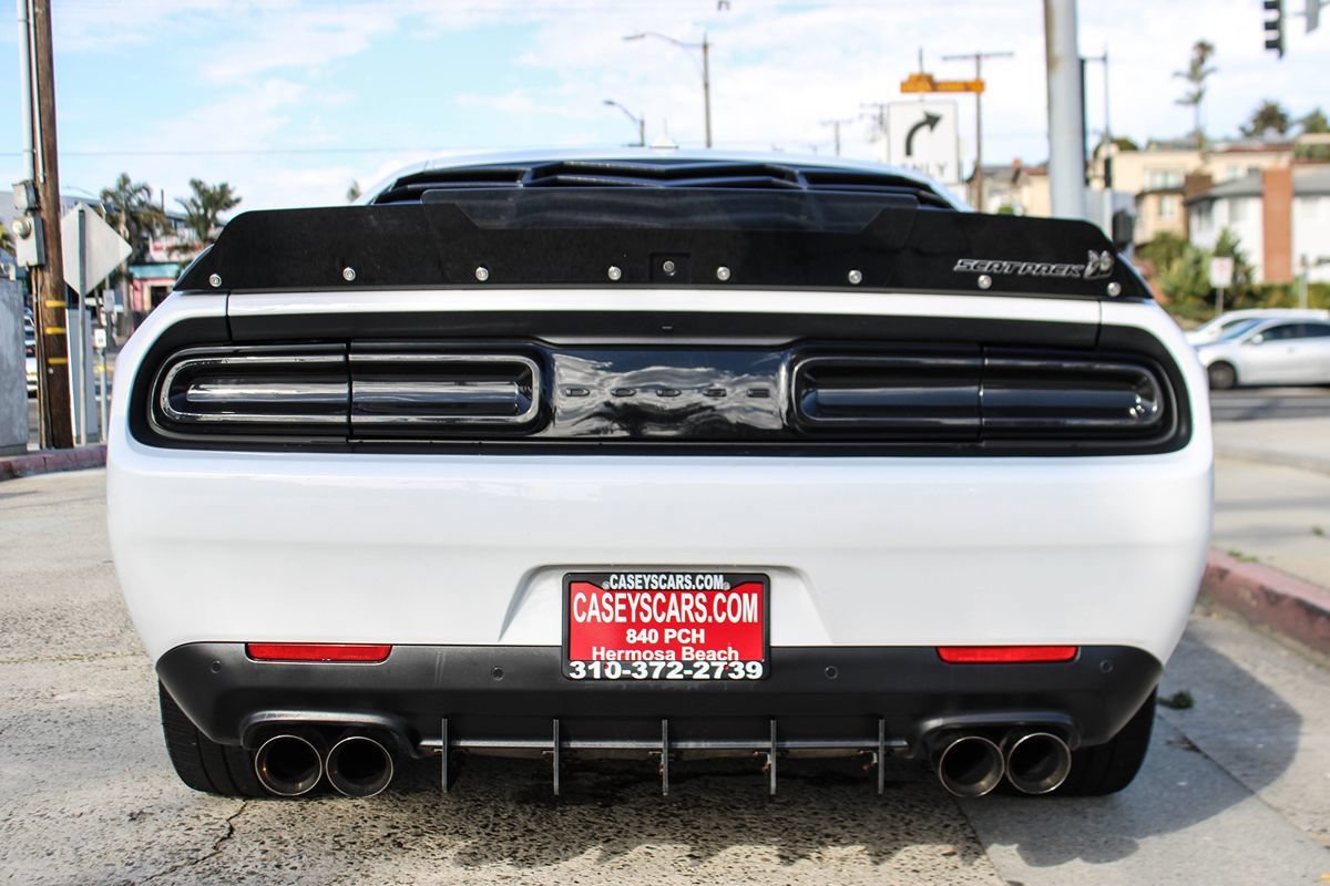 Used 2023 Dodge Challenger R/T Scat Pack RWD image 5