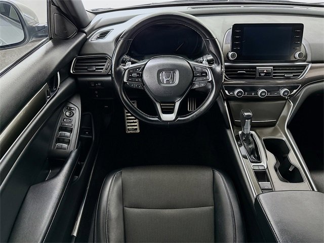 Used 2018 Honda Accord Sport image 3