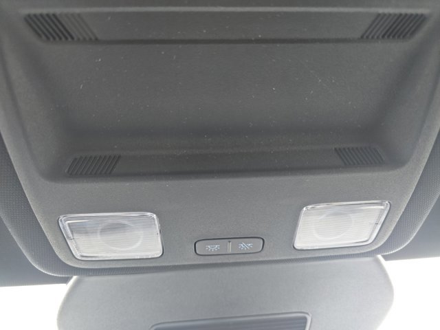 Certified 2025 Ford Escape ST-Line AWD/4WD image 33