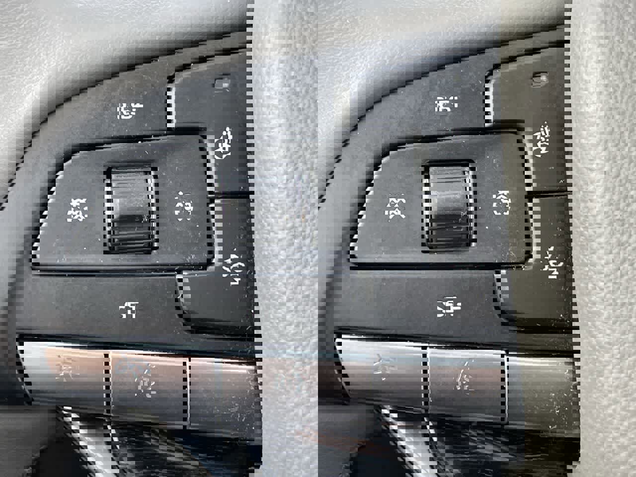 Certified 2024 Cadillac XT6 Premium Luxury w/ Technology Package image 26