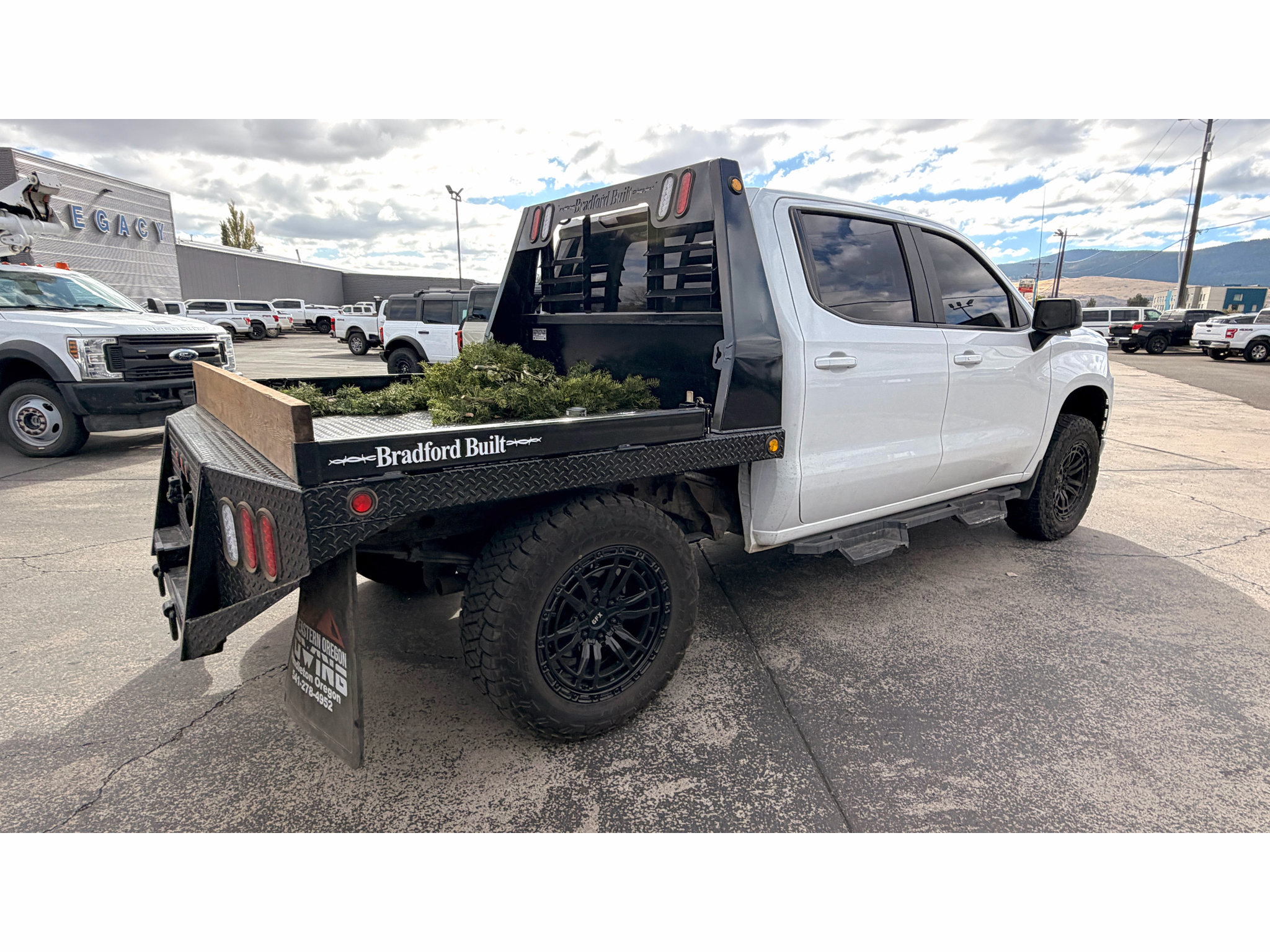 Used 2020 Chevrolet Silverado 1500 RST w/ True North Edition AWD/4WD image 6