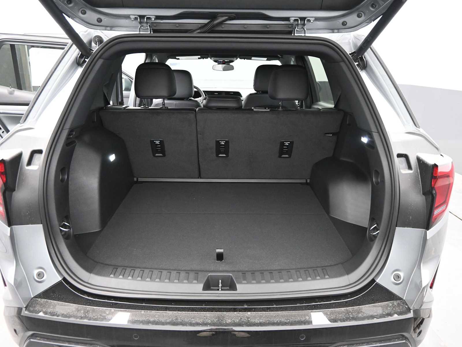 New 2026 GMC Terrain AT4 w/ Convenience Package III image 13
