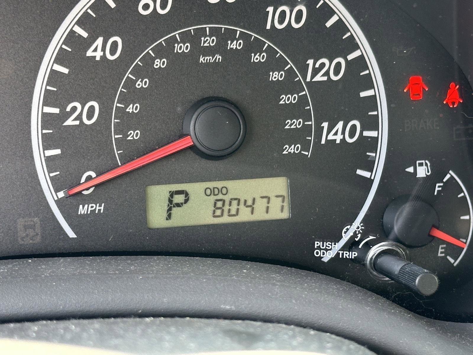 Used 2010 Toyota Corolla LE image 14