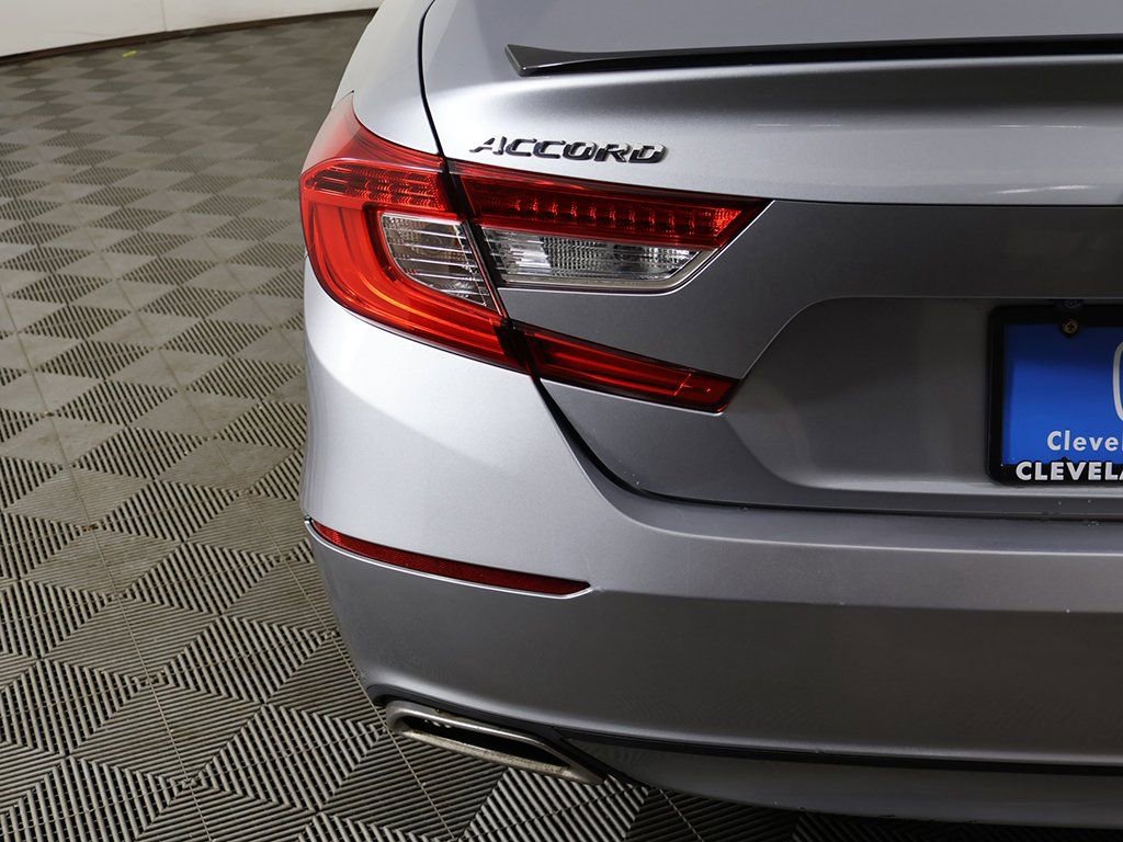 Used 2021 Honda Accord Sport image 12