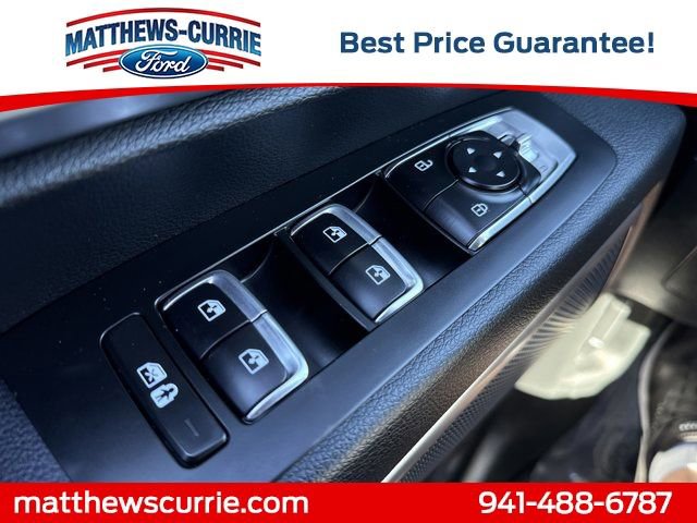 Used 2025 Kia Telluride S image 26