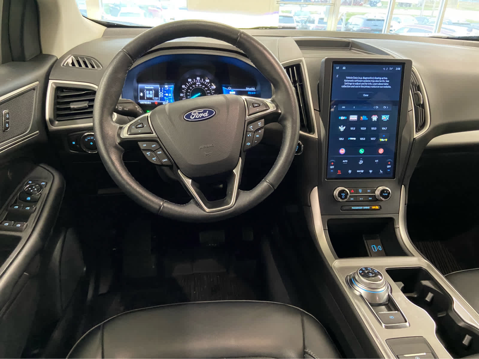 Used 2024 Ford Edge SEL w/ Convenience Package image 15