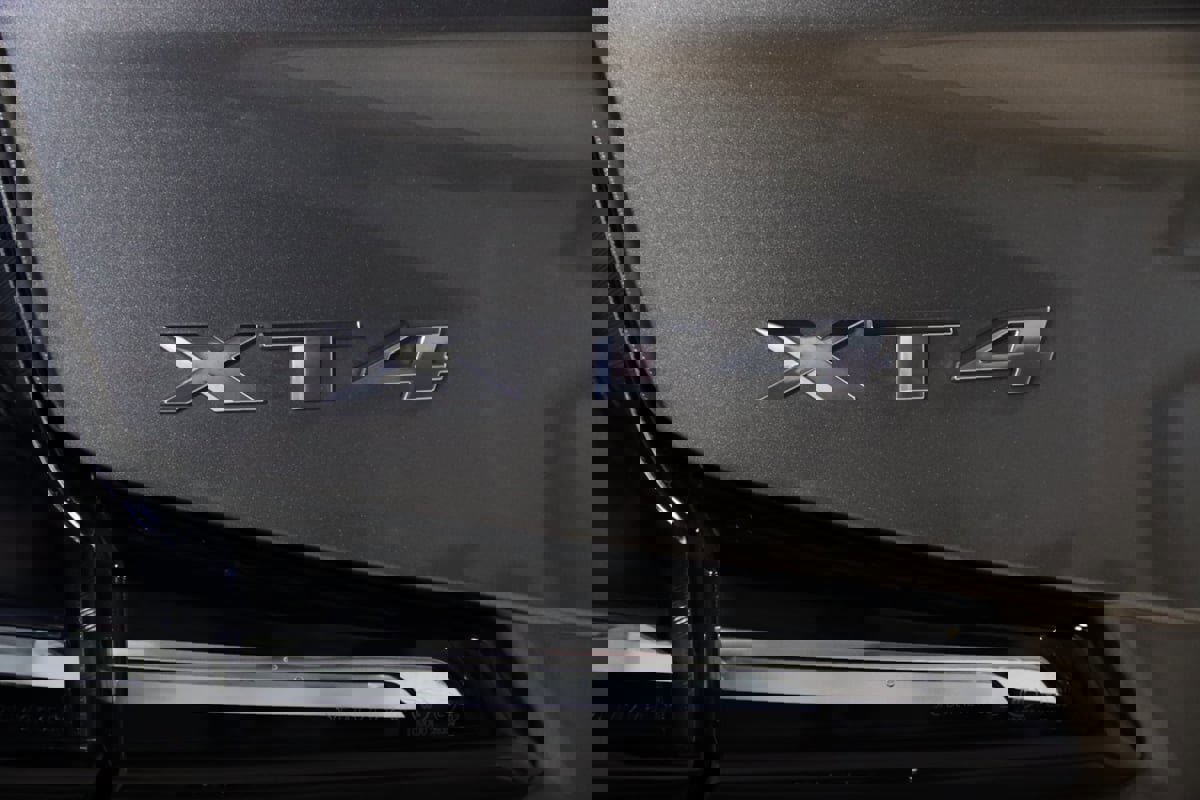 Used 2020 Cadillac XT4 Premium Luxury image 71