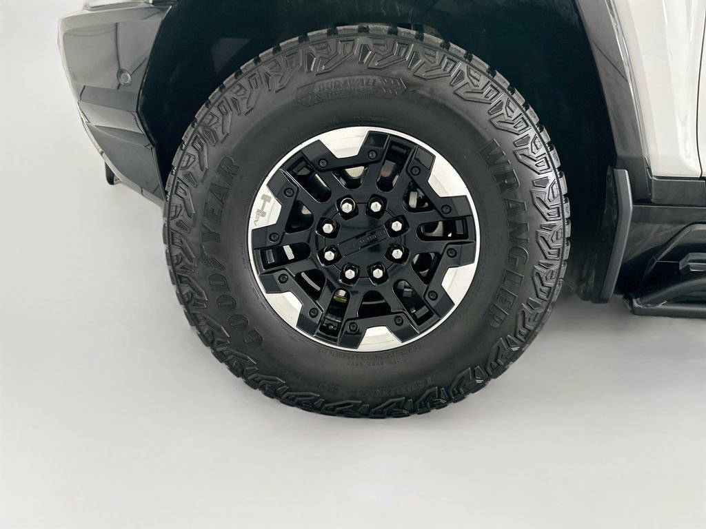 Used 2023 GMC Hummer EV Edition 1 AWD/4WD image 29