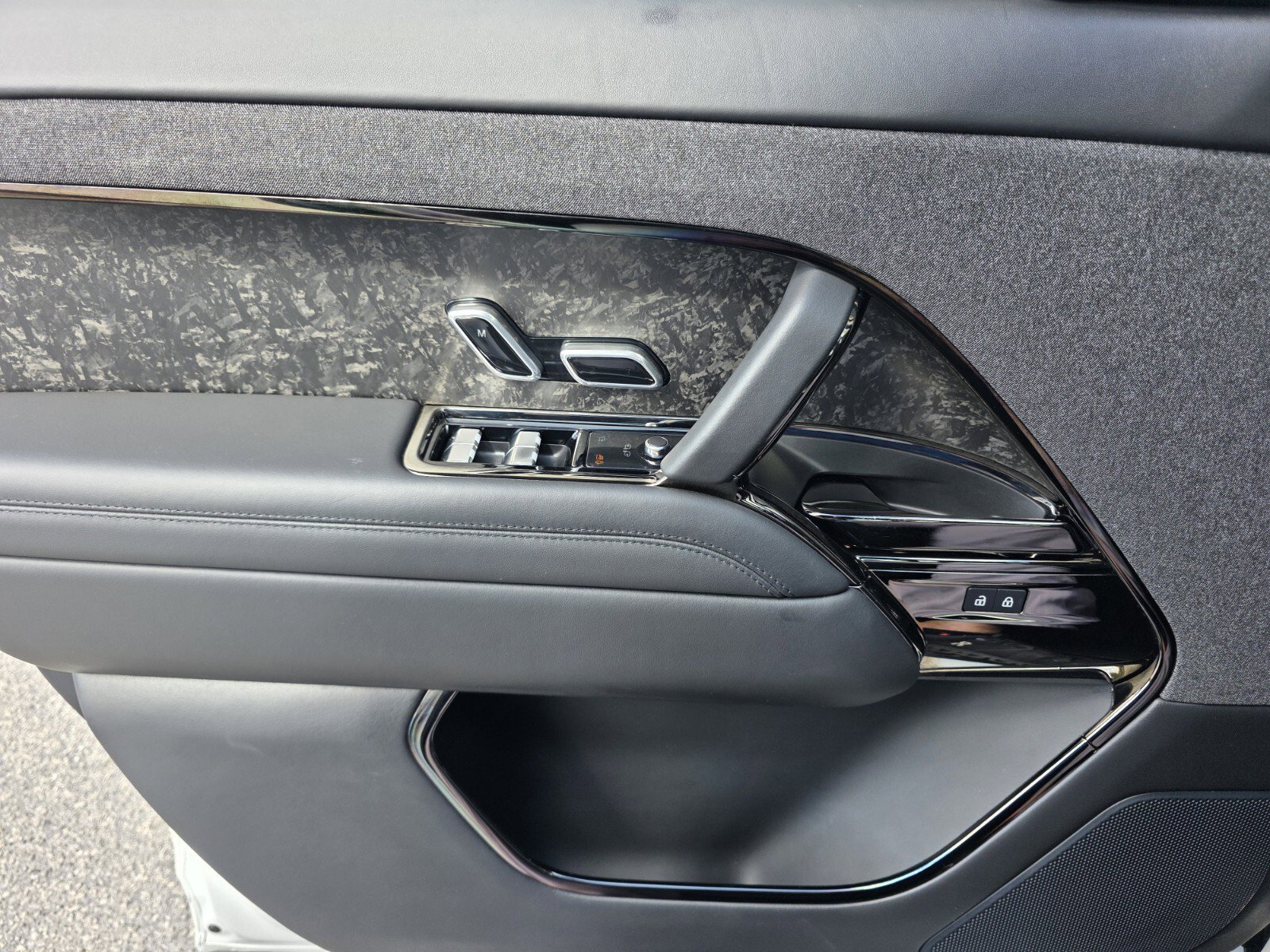 Certified 2023 Land Rover Range Rover Sport SE Dynamic image 23