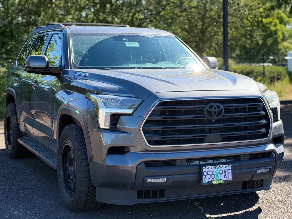 Used 2024 Toyota Sequoia SR5 w/ SR5 Premium Package AWD/4WD image 7