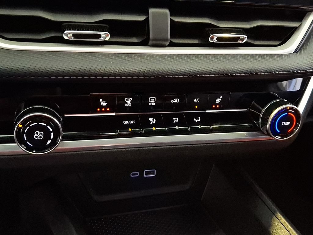Certified 2026 Chevrolet Equinox LT AWD/4WD image 19