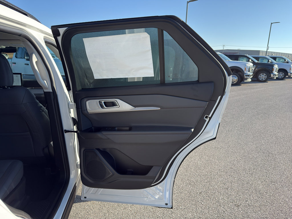 New 2026 Ford Explorer Active w/ Active Comfort Package image 16