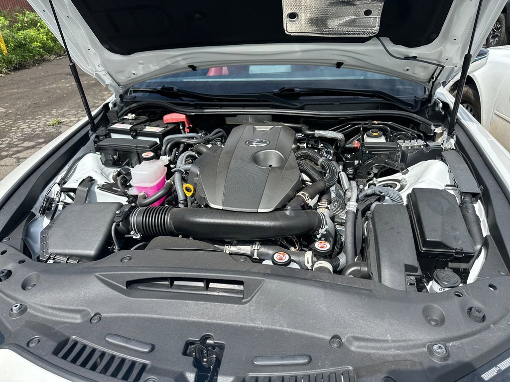 Used 2025 Lexus IS 300 w/ Premium Package image 21