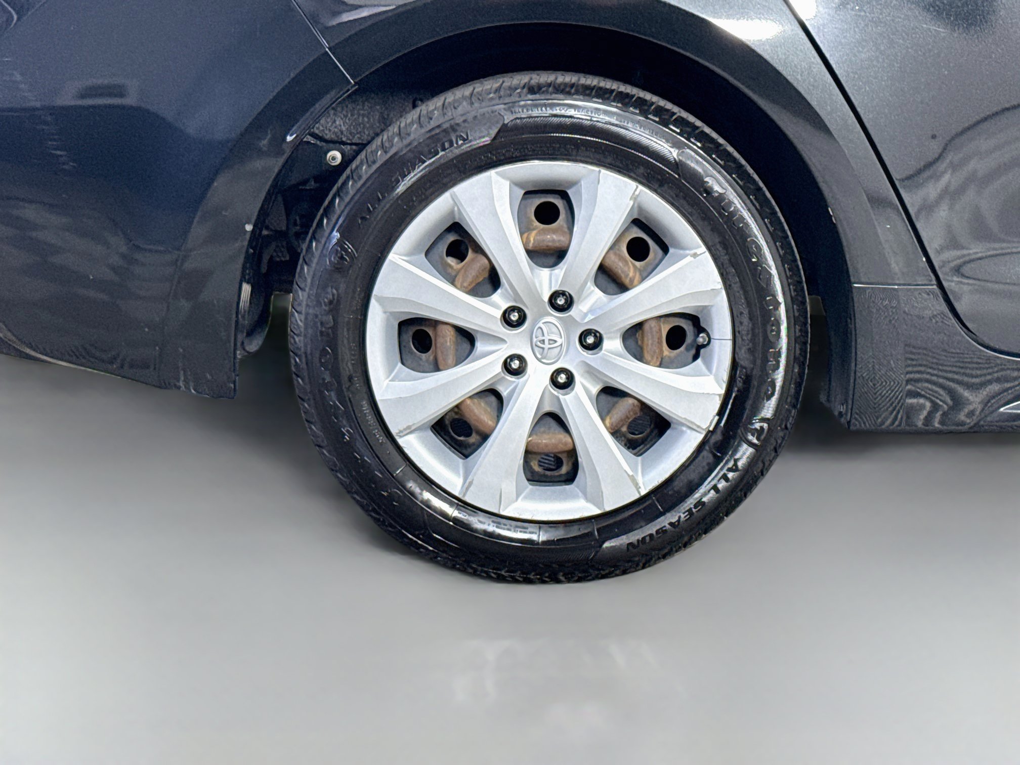 Used 2020 Toyota Corolla LE FWD image 33