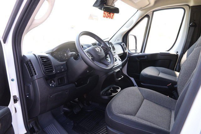 Used 2025 RAM ProMaster 2500 w/ U-Haul Equipment Group FWD image 21