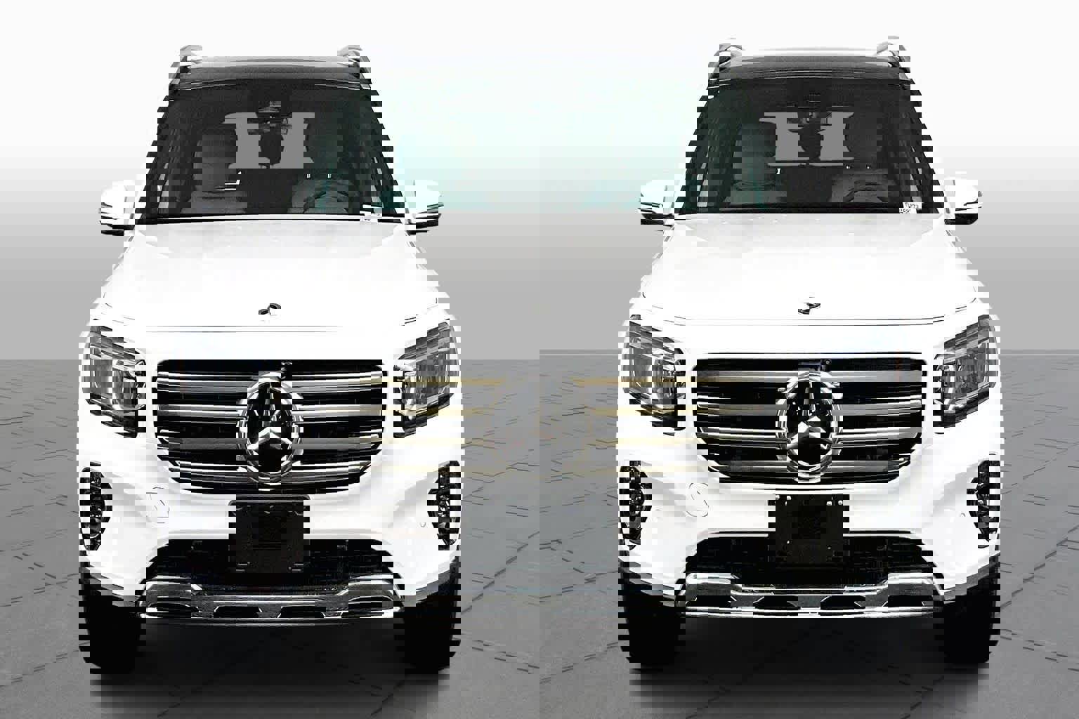 New 2026 Mercedes-Benz GLB 250 4MATIC image 3
