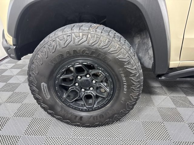 Used 2024 Chevrolet Colorado ZR2 w/ ZR2 Bison Edition AWD/4WD image 10