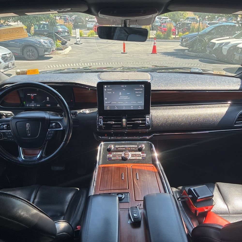 Used 2018 Lincoln Navigator L Select AWD/4WD image 8