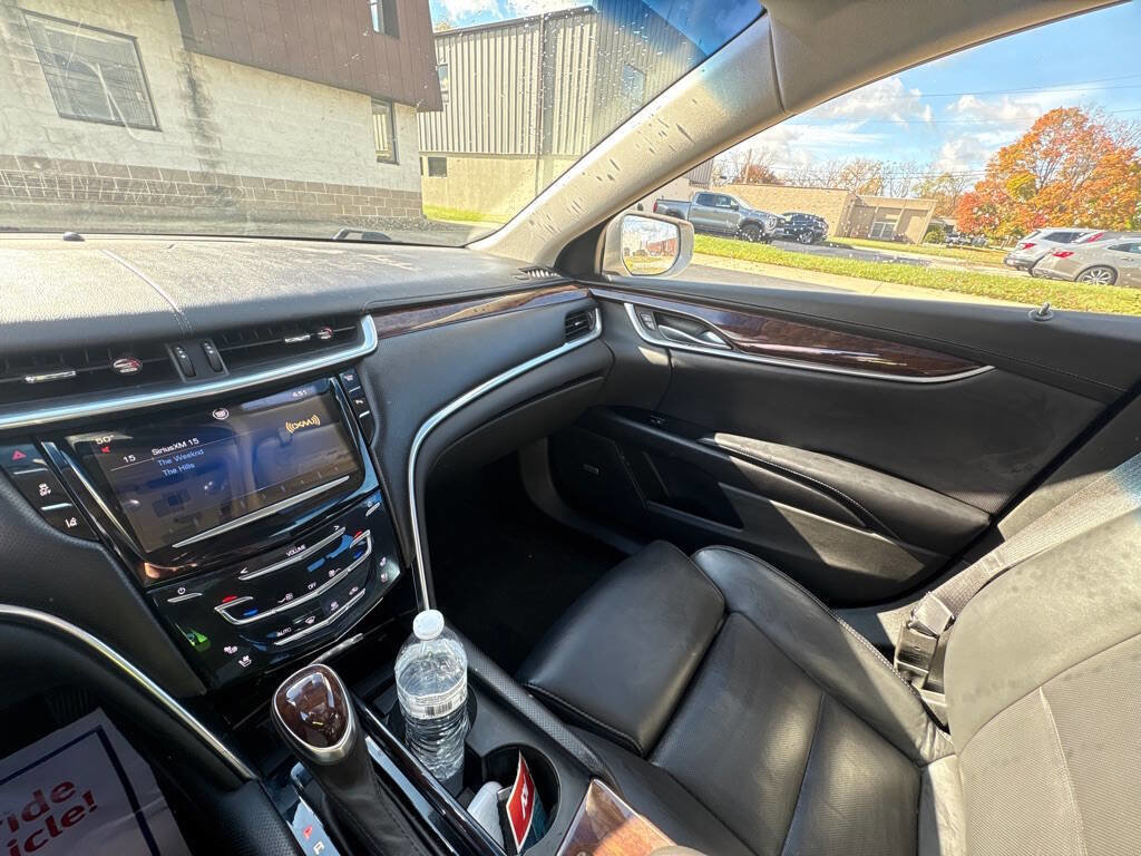 Used 2013 Cadillac XTS Premium image 15