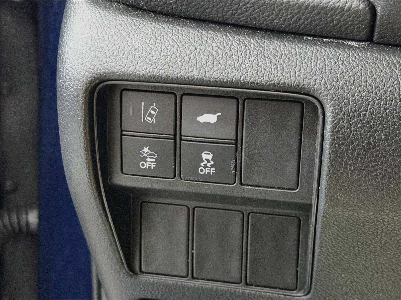 Used 2017 Honda CR-V Touring image 10