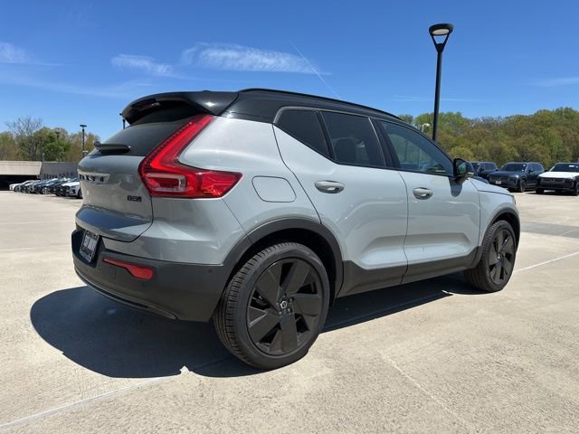 New 2026 Volvo XC40 B5 Ultra w/ Climate Package AWD/4WD image 7