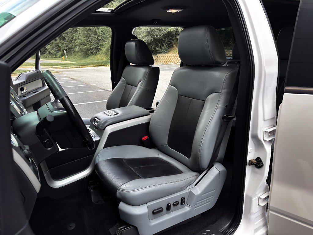 Used 2011 Ford F150 Lariat Limited AWD/4WD image 16