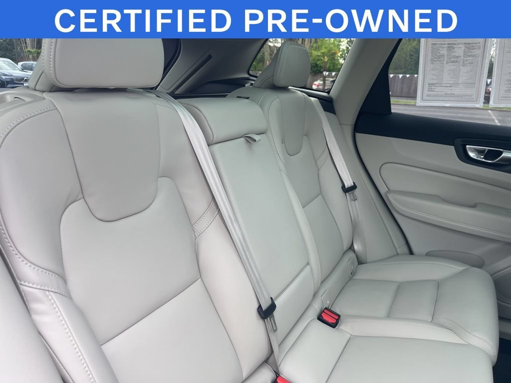 Used 2023 Volvo XC60 B5 Ultimate w/ Climate Package AWD/4WD image 18