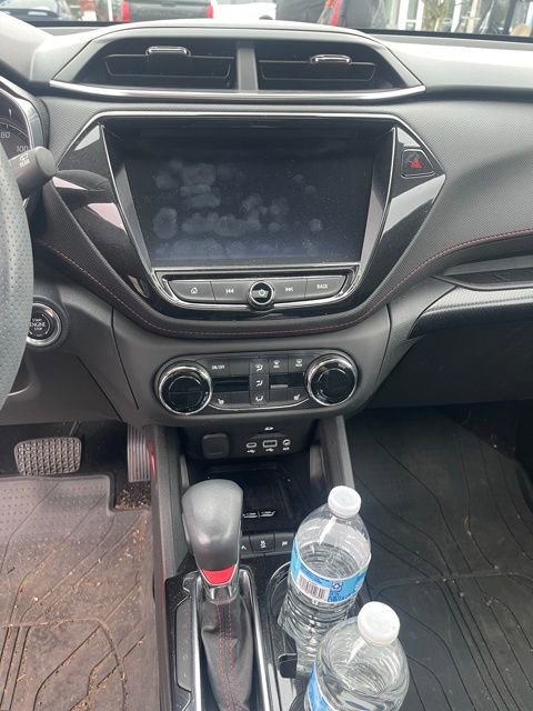 Used 2023 Chevrolet TrailBlazer RS w/ Sun and Liftgate Package image 14