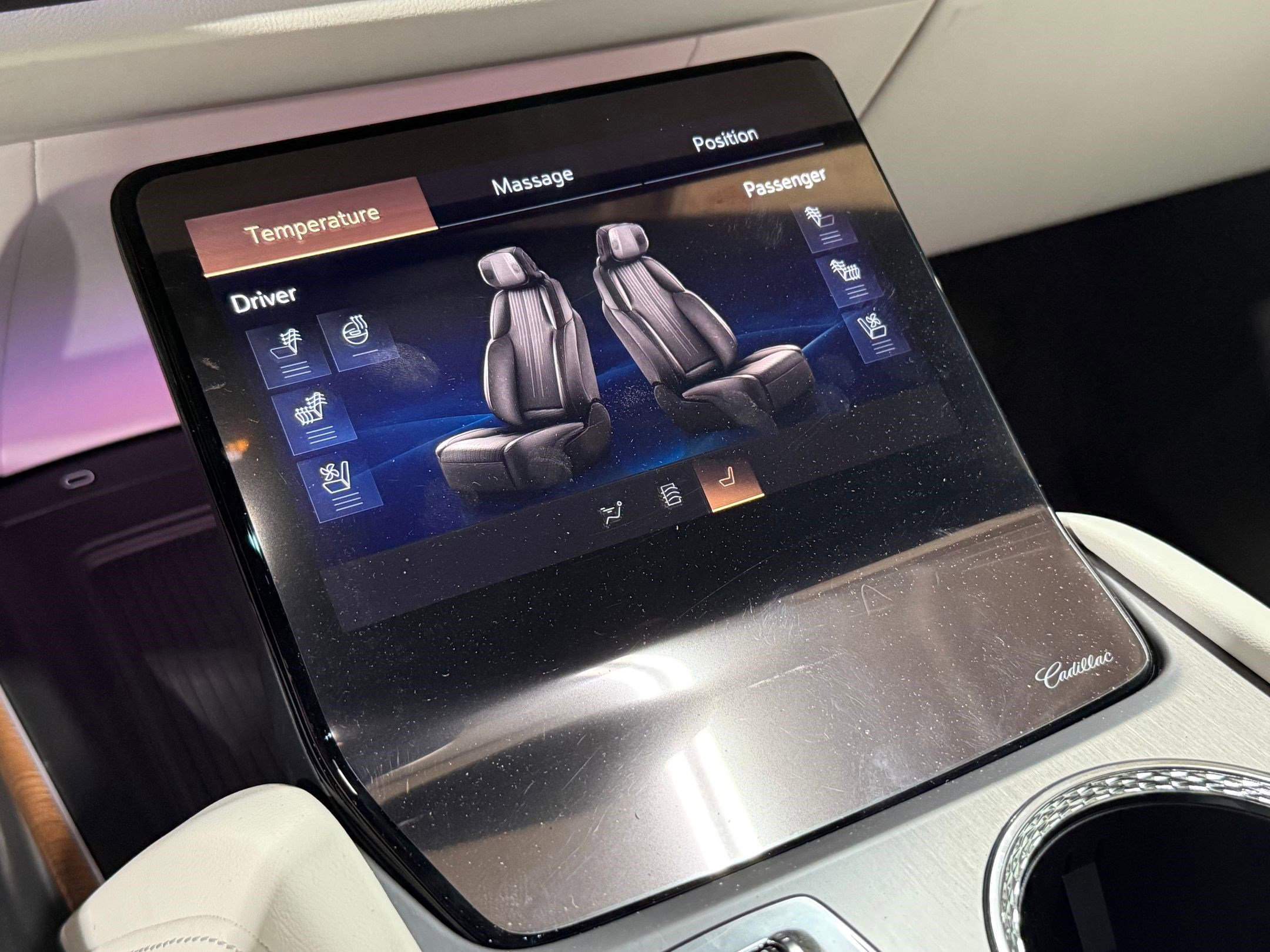 New 2026 Cadillac Vistiq Luxury image 36