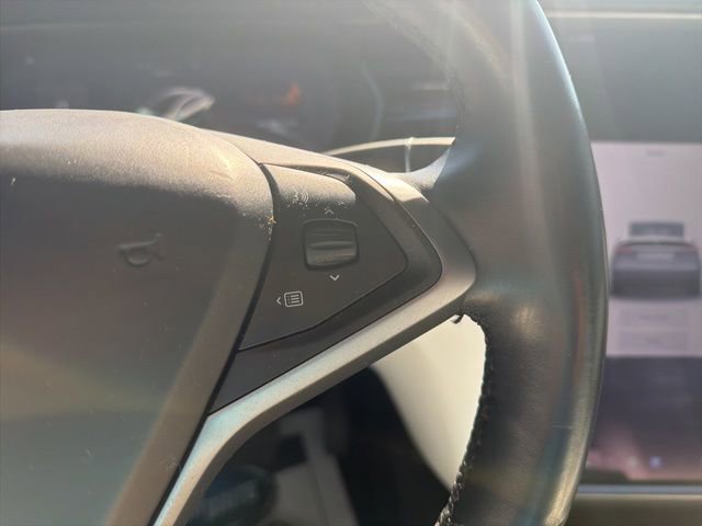 Used 2018 Tesla Model X 100D image 17