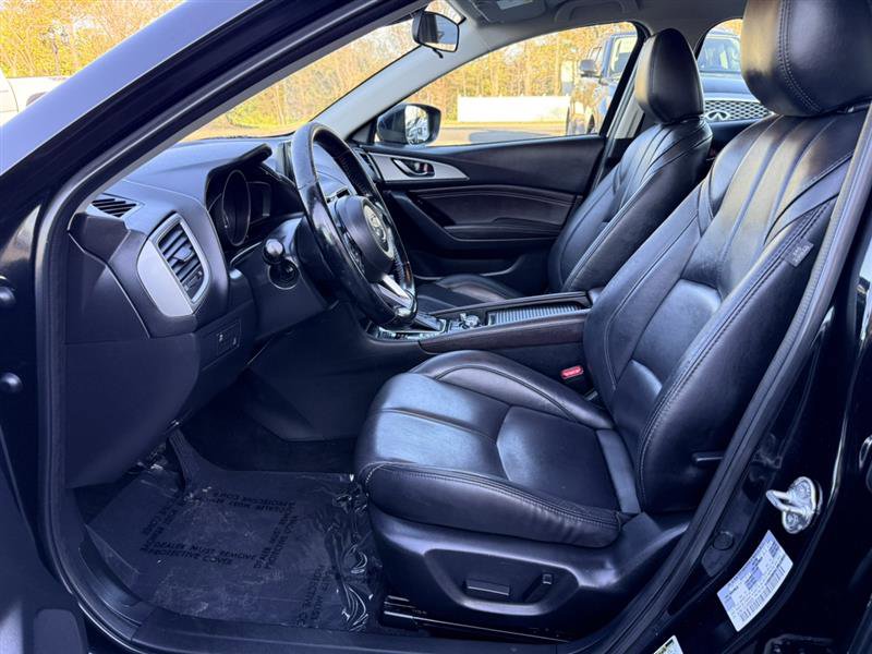 Used 2018 MAZDA MAZDA3 Touring FWD image 20