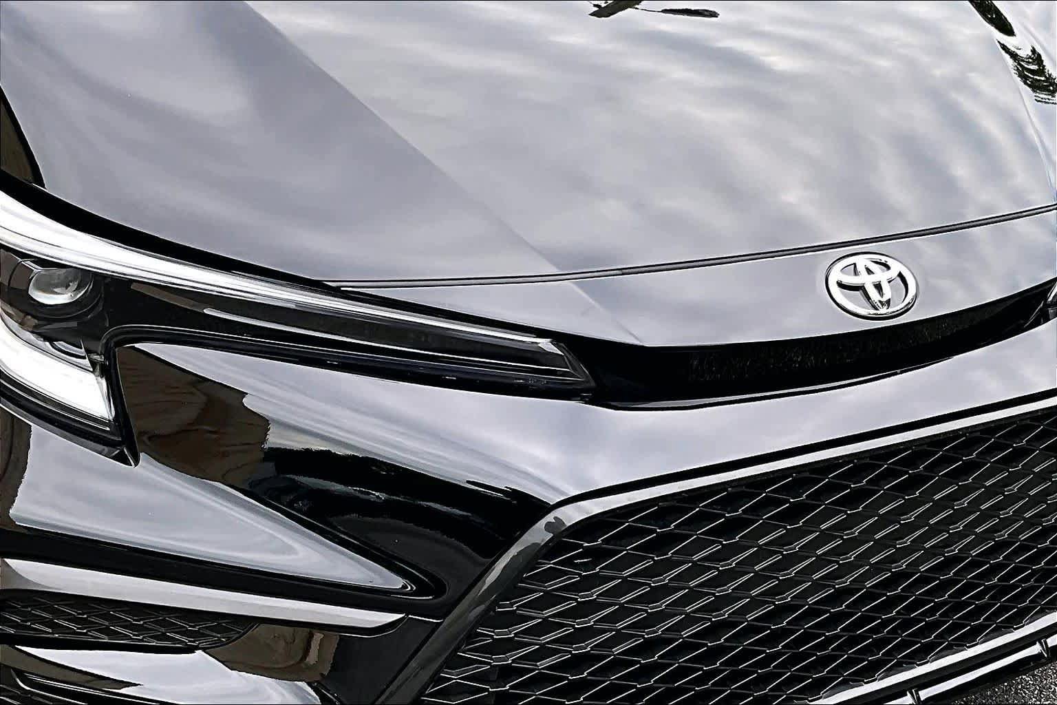 Used 2025 Toyota Corolla FX w/ Convenience Package FWD image 28