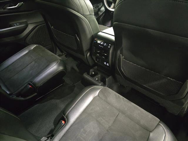 Used 2024 Jeep Grand Cherokee L Altitude image 10