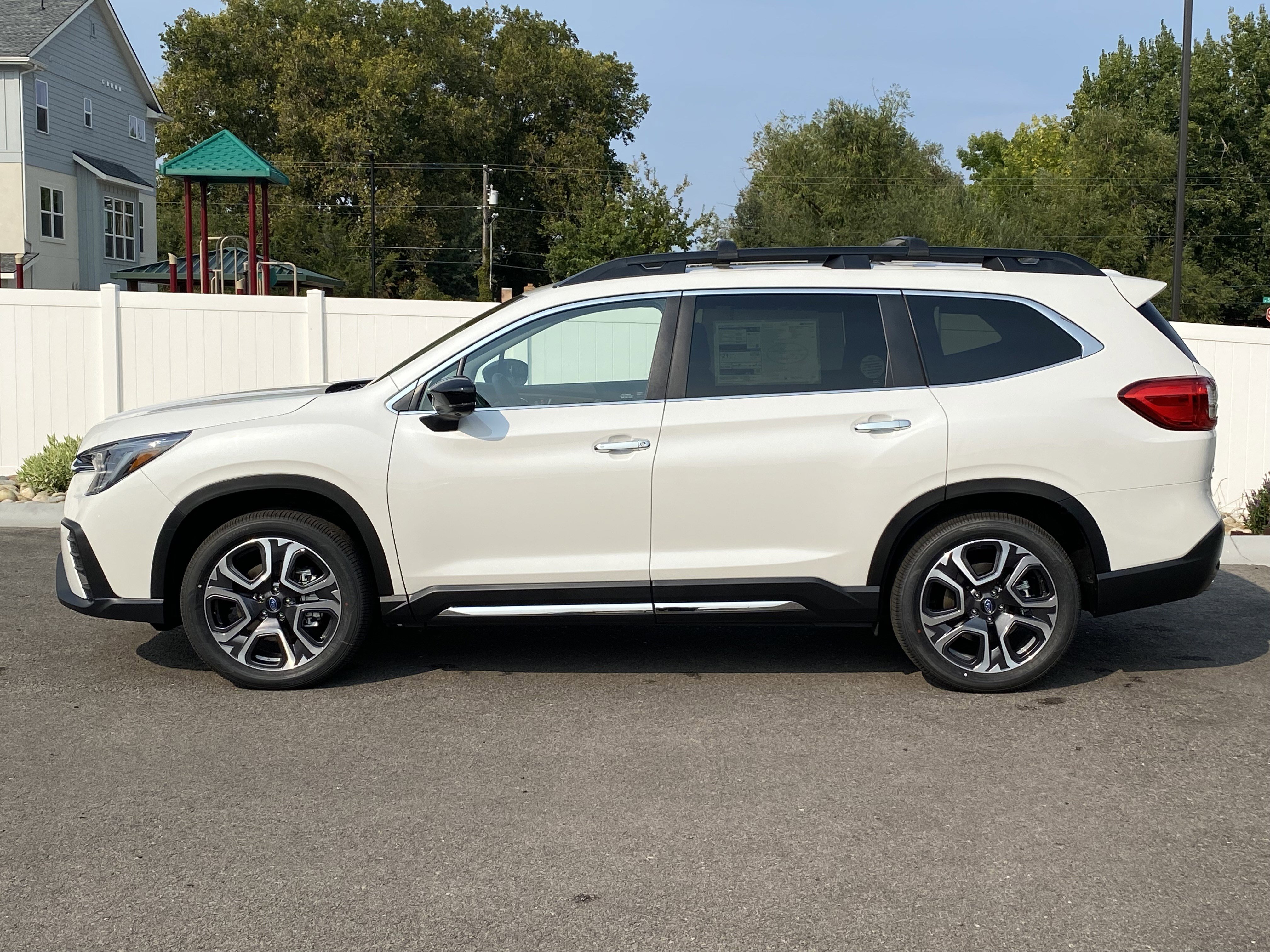 New 2025 Subaru Ascent Touring w/ Popular Package #2 image 3