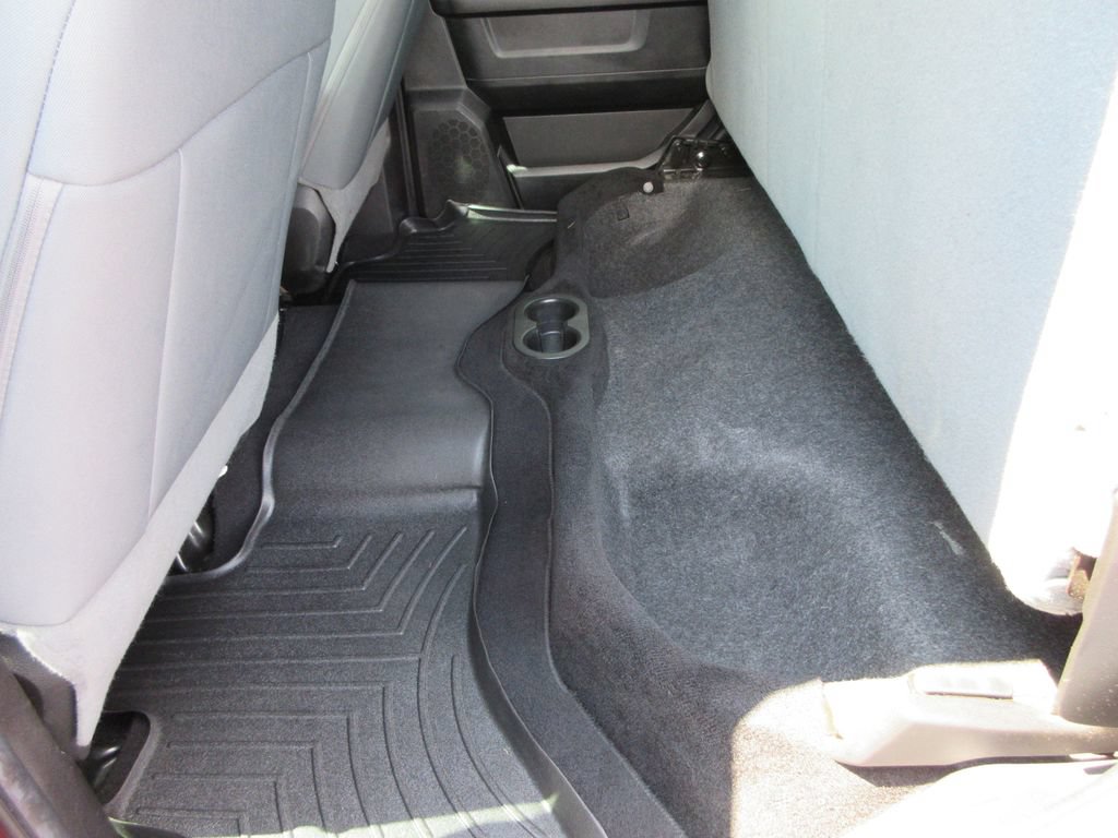 Used 2014 RAM 1500 Express AWD/4WD image 14