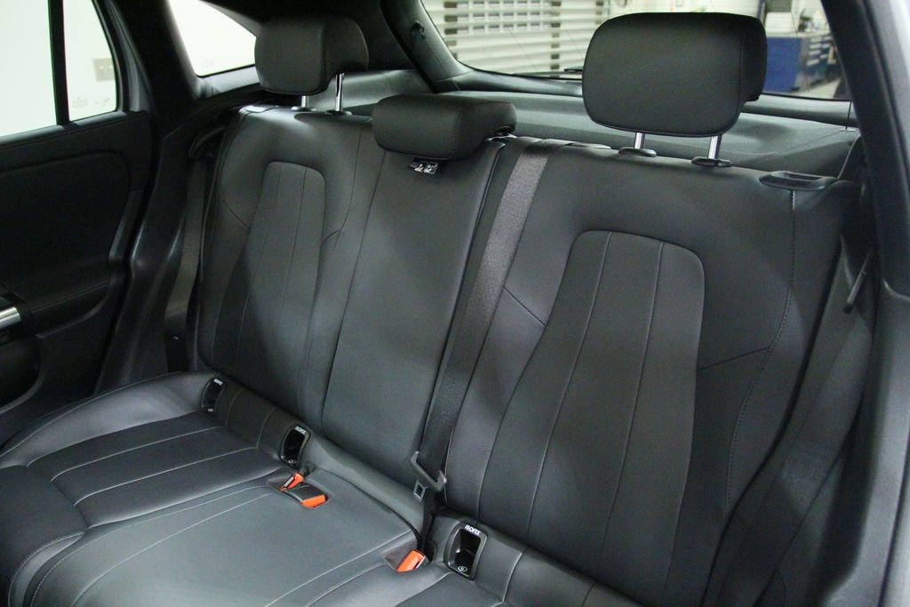 Used 2021 Mercedes-Benz GLA 250 4MATIC image 29