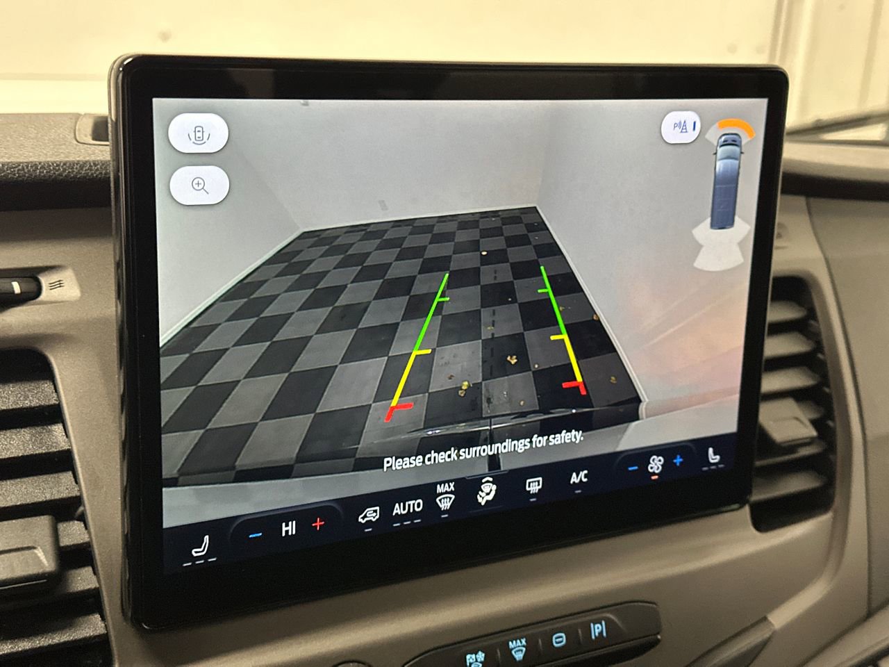 Used 2022 Ford Transit 350 XLT image 28