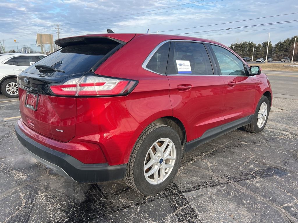 Used 2022 Ford Edge SEL w/ Convenience Package image 7