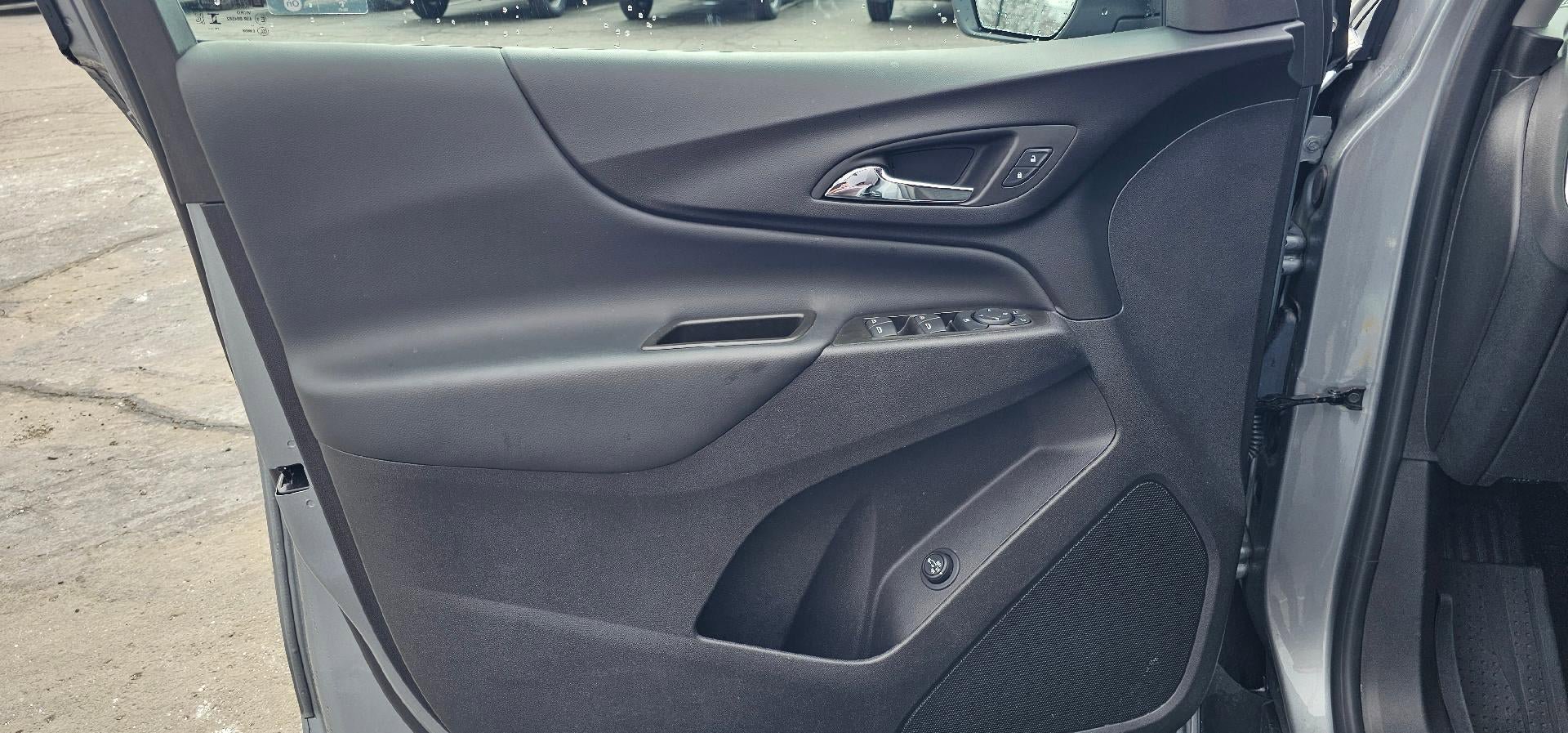 Used 2024 Chevrolet Equinox LT w/ LPO, Floor Liner Package image 9