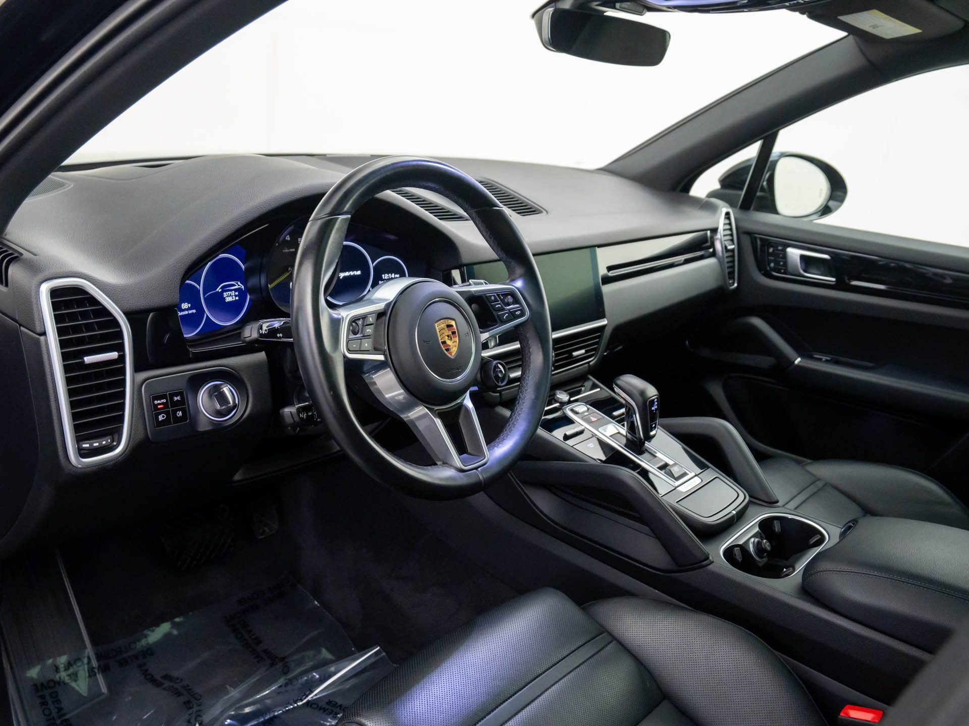 Used 2021 Porsche Cayenne E-Hybrid image 36