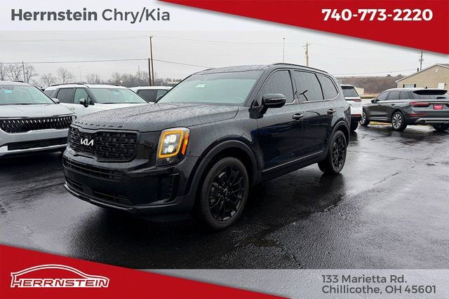 Used 2022 Kia Telluride EX w/ EX Premium Package image 3