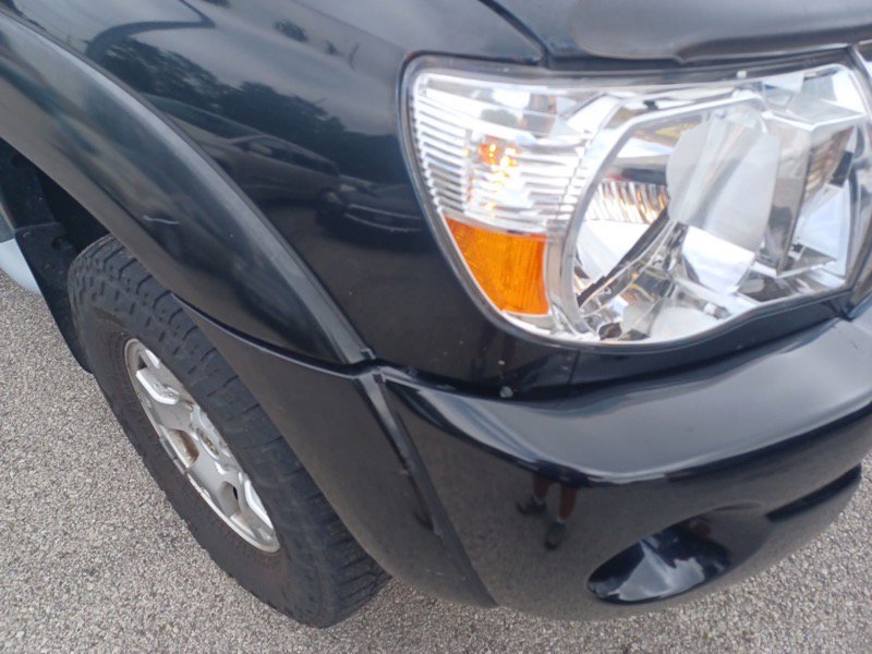 Used 2005 Toyota Tacoma PreRunner image 4