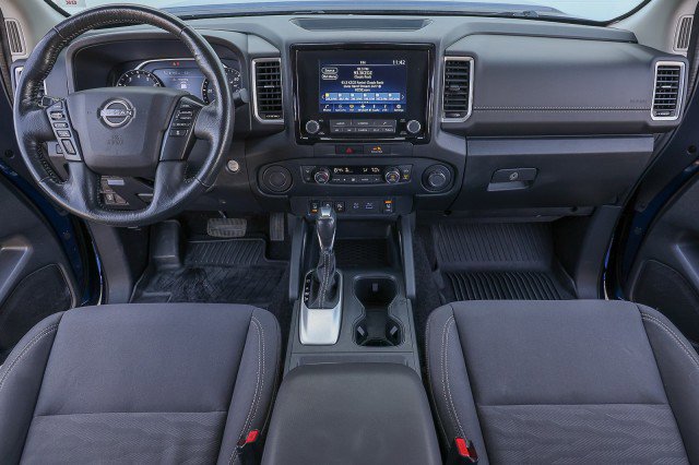 Used 2022 Nissan Frontier SV image 35